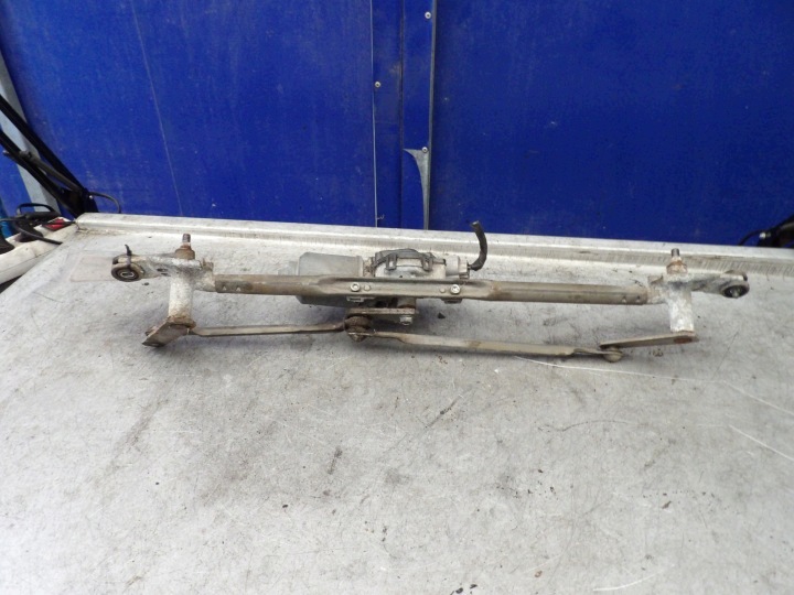Mazda 6 wiper mechanism front 159300-0640