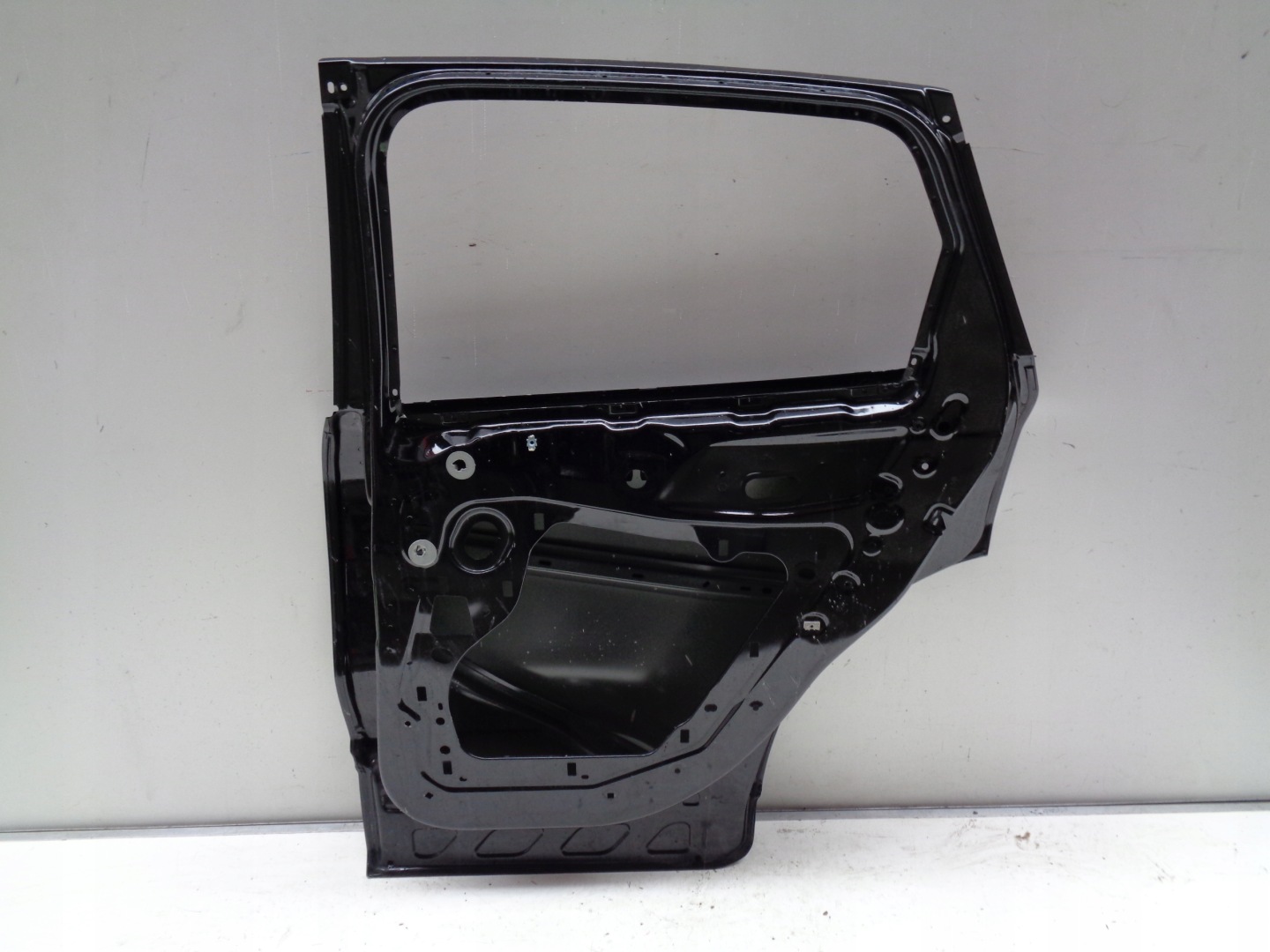 door right rear. FORD KUGA MK3 19- NR 39602