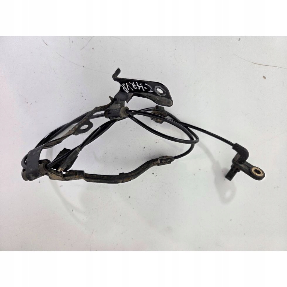 Toyota C-HR and sensor ABS front right 89542F4010 (CZ116)