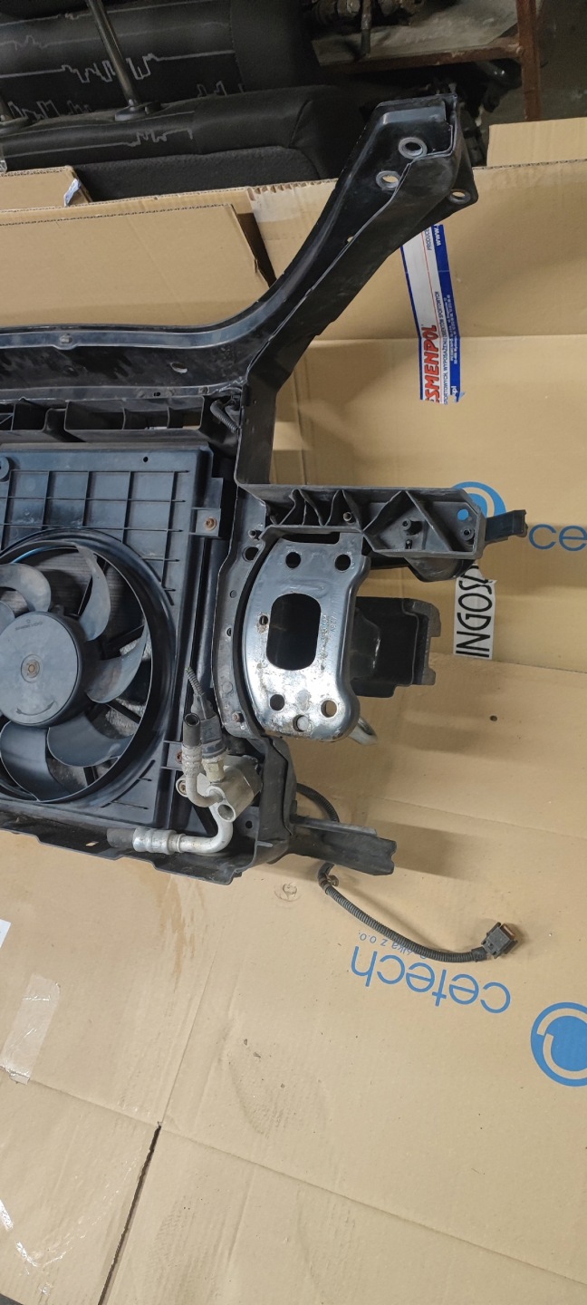 VW GOLF V 5 HB front body wall front pillar radiator kpl. 2.0 FSI