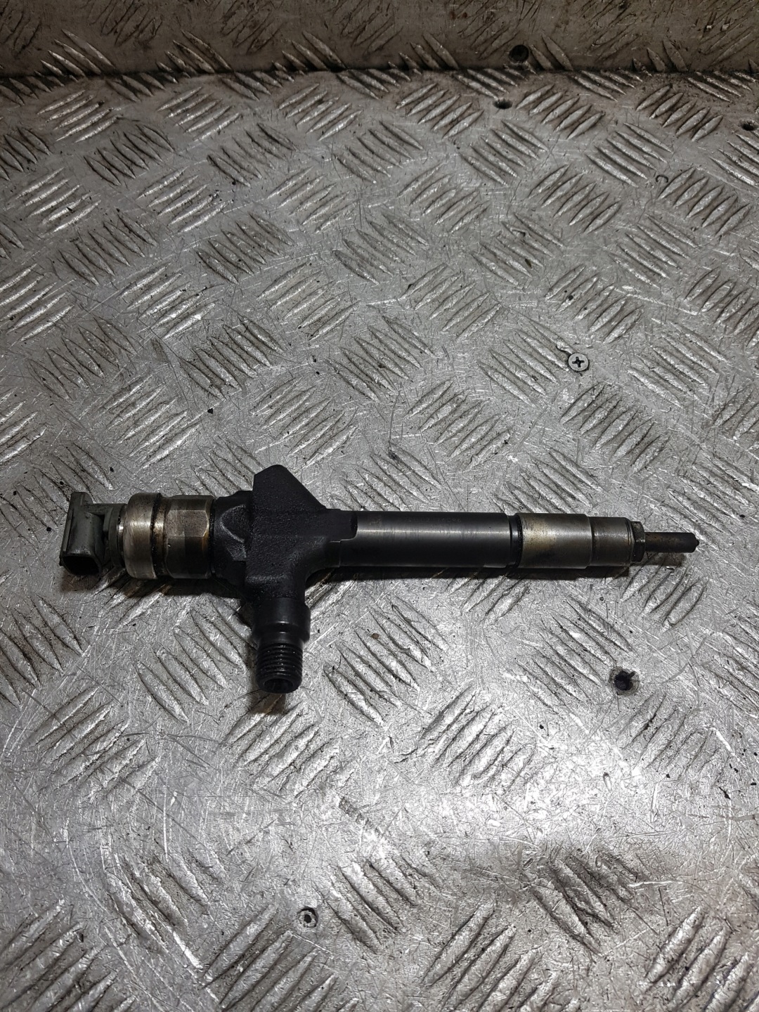 nozzle injector MAZDA 5 2.0CITD RF7J13H50