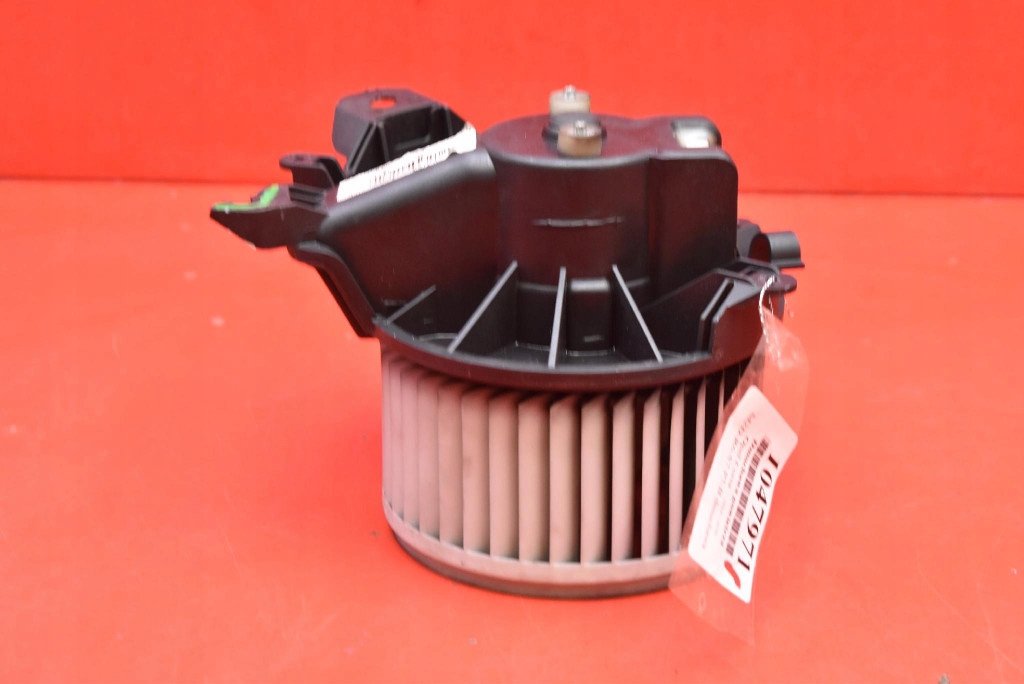 DMUCHAWA Lüfter des lüfters EU 13335075 OPEL CORSA E 14-20