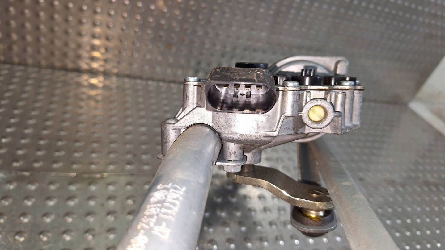 Gestänge Motor Wischer vorne 6978263 BMW 3 E90 E91 E92 E93 EUROPA