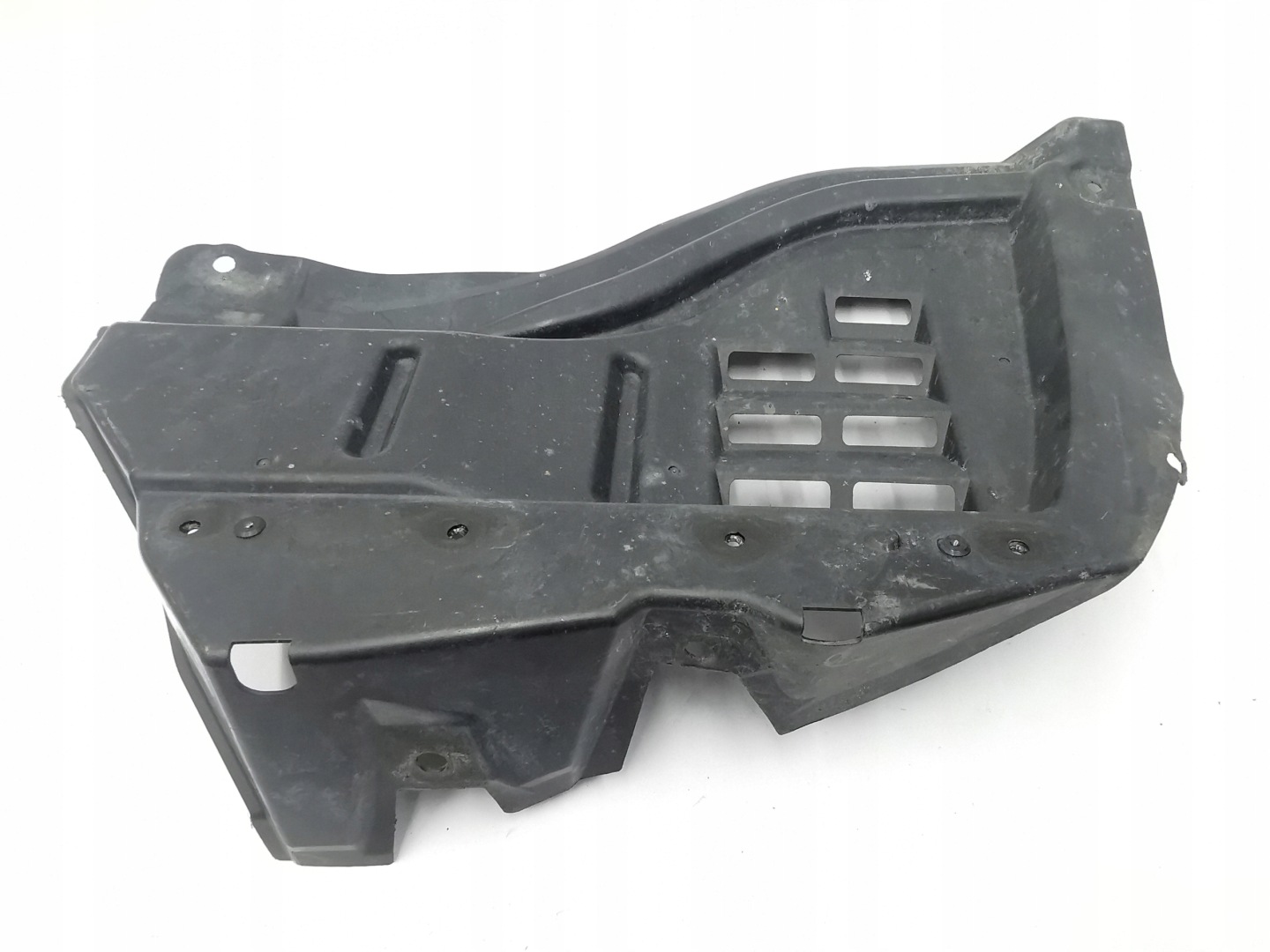 cover chassis LEXUS CT 53882-0C040