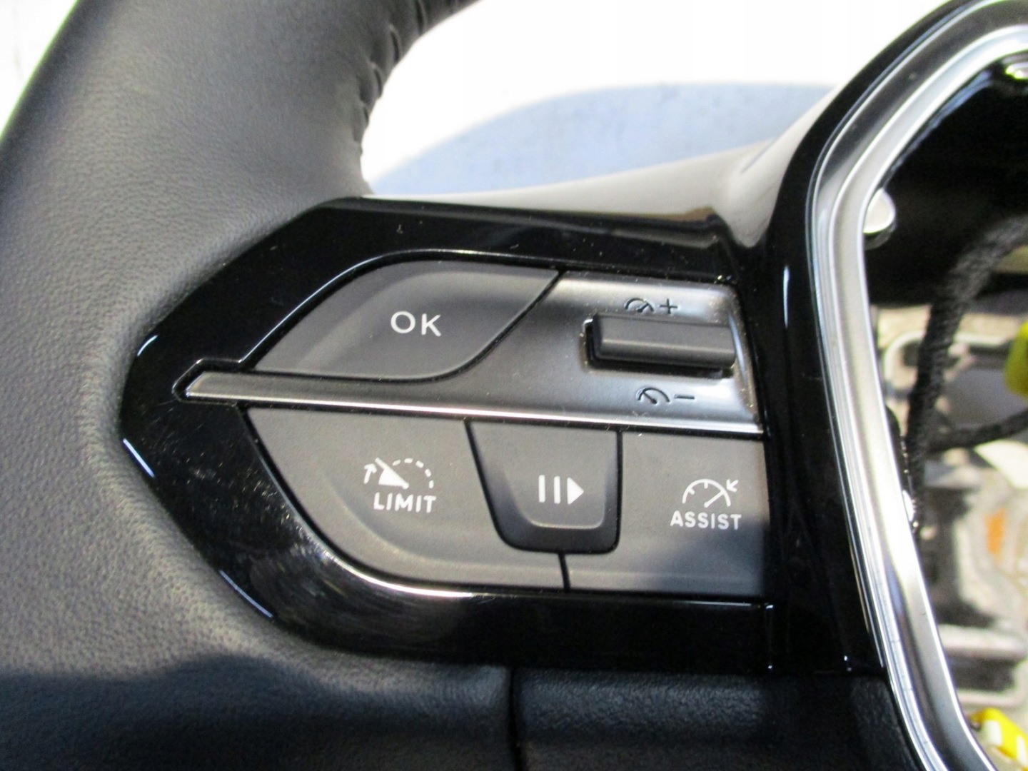 lenkrad PEUGEOT 408