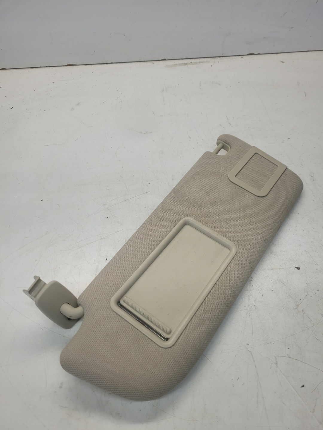 cover PRZECIWSLONECZNA left AUDI A6 C6 4F0857551P 2T0