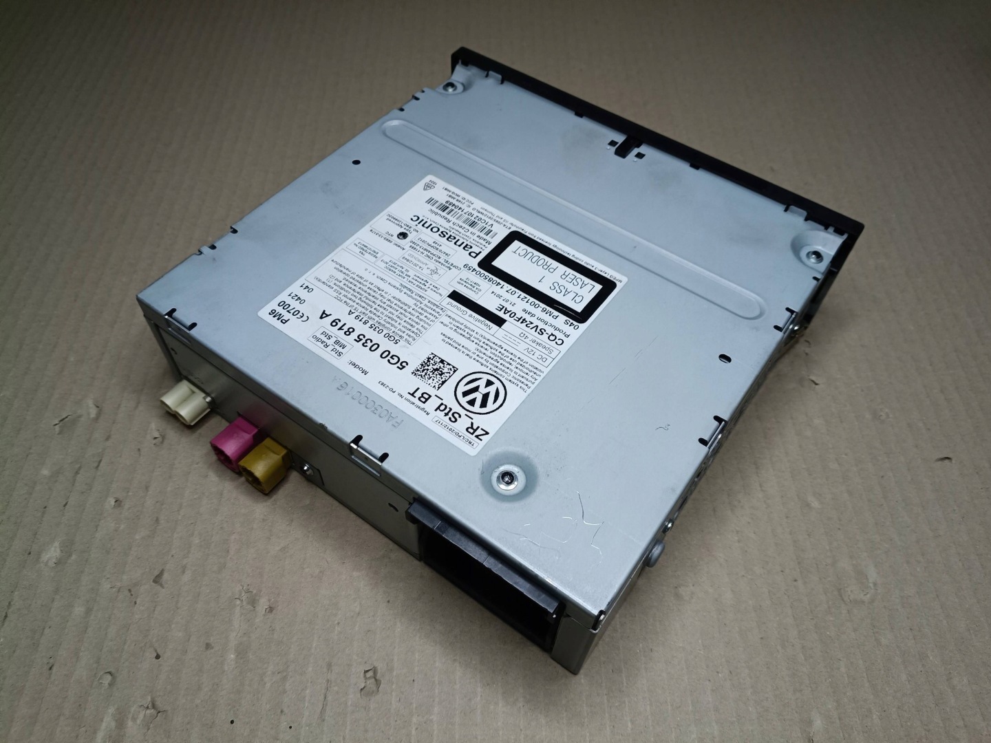 Stacja multimedialna Volkswagen Golf VII 5G0035819A