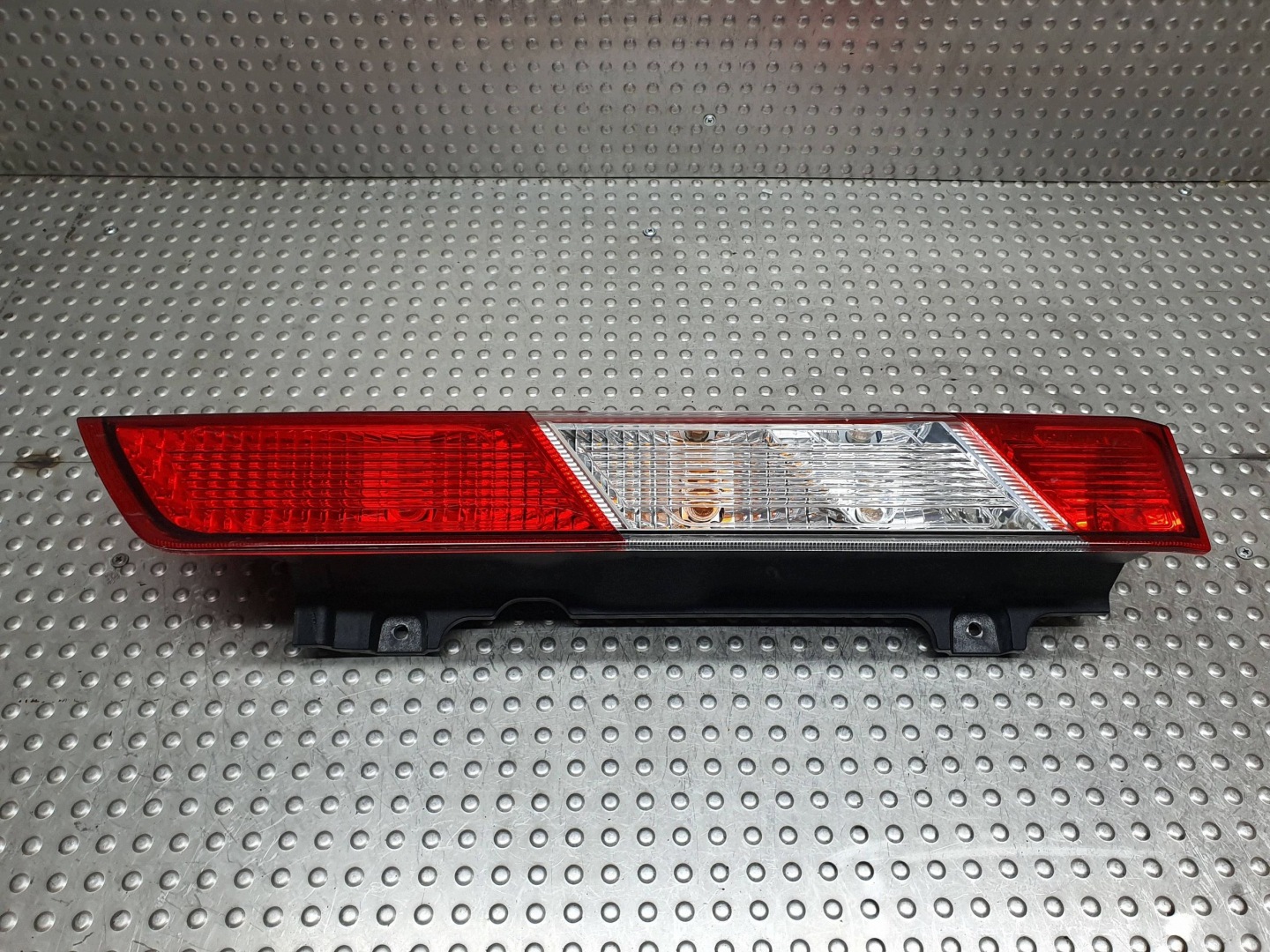 light right rear part BK31-13404-AG FORD TRANSIT MK8 LIFT