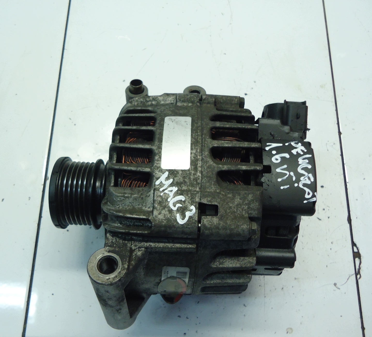 MINI R55 R56 1.6 VTI alternátor
