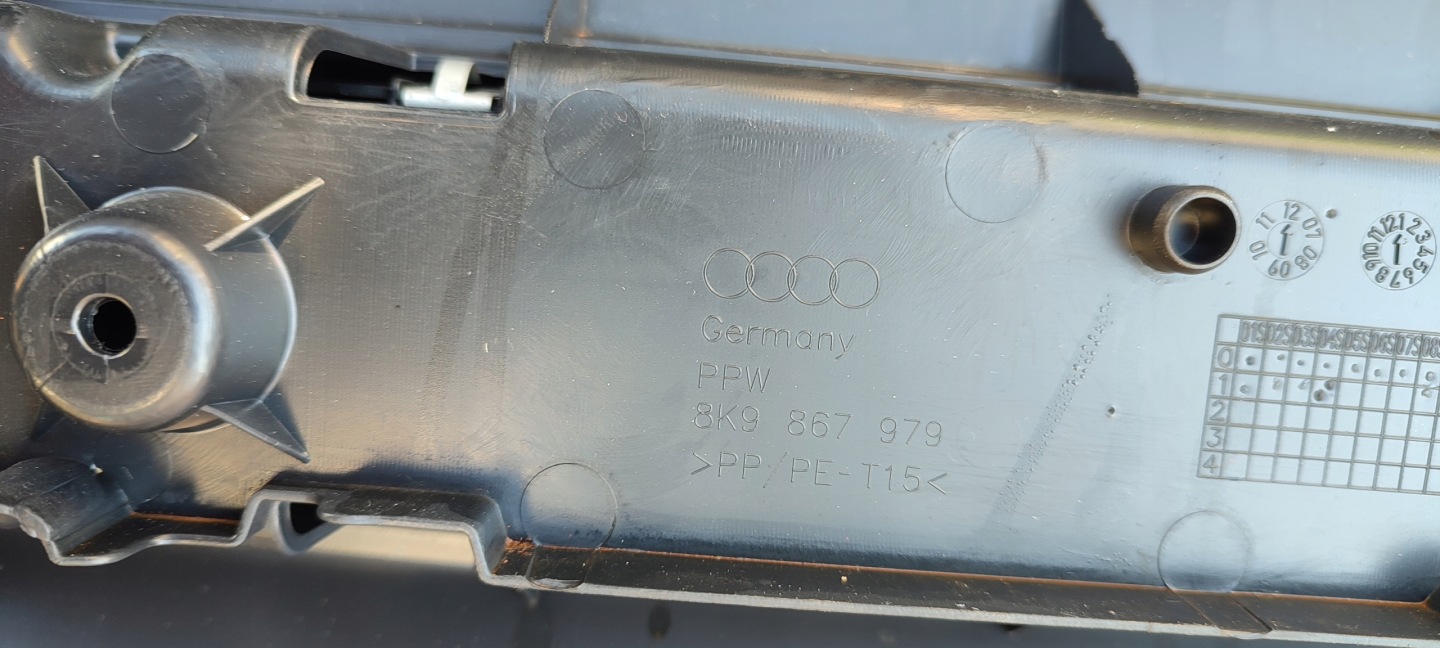 upholstery do electrical bonnet avant Audi A4 B8 8K9867979
