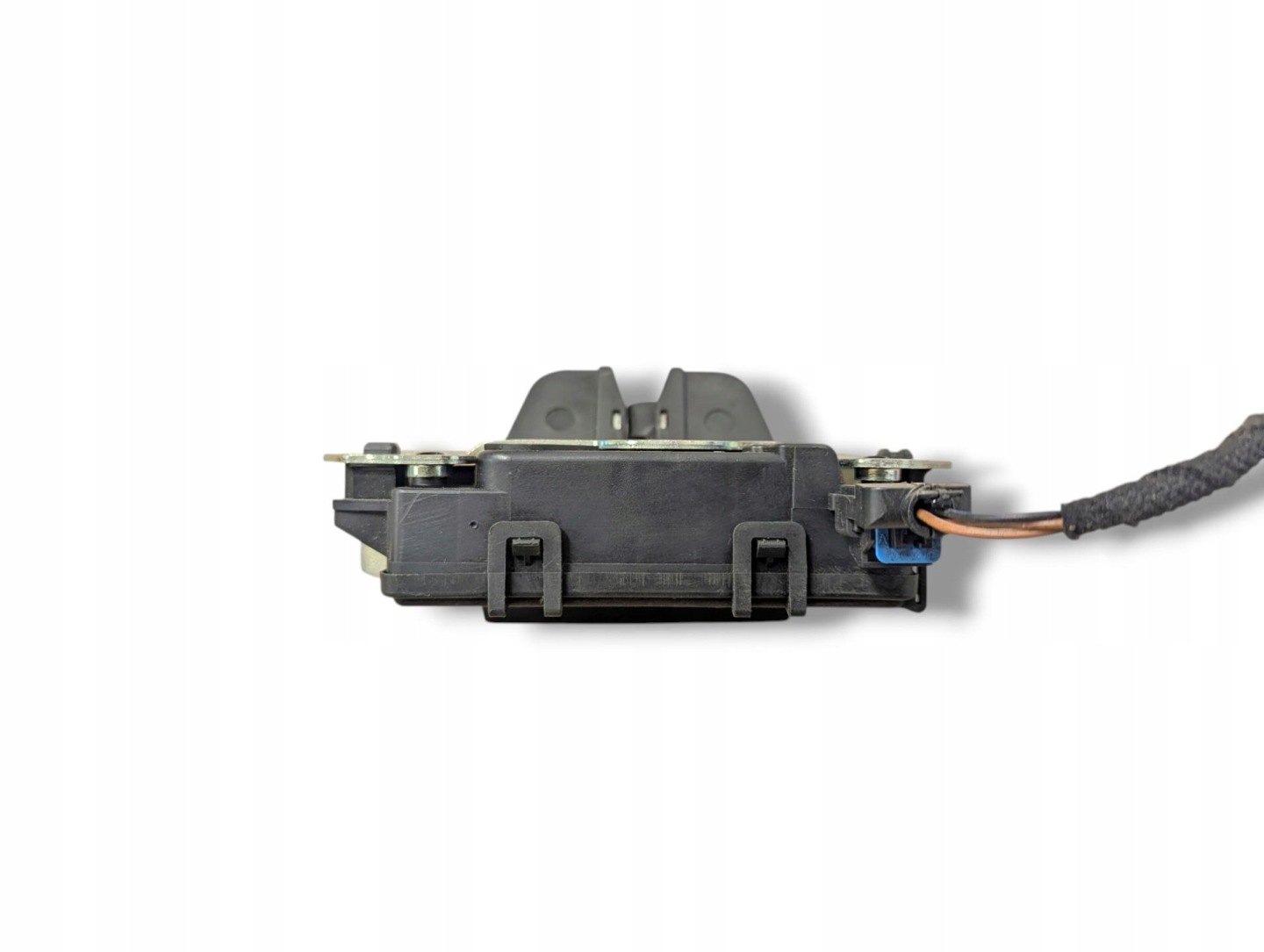 lock bonnet boot Opel Zafira B facelift 2013 13188851