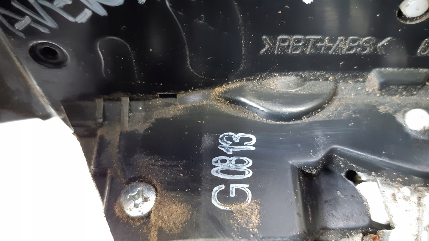 lock right front 4 PIN Toyota Avensis T27