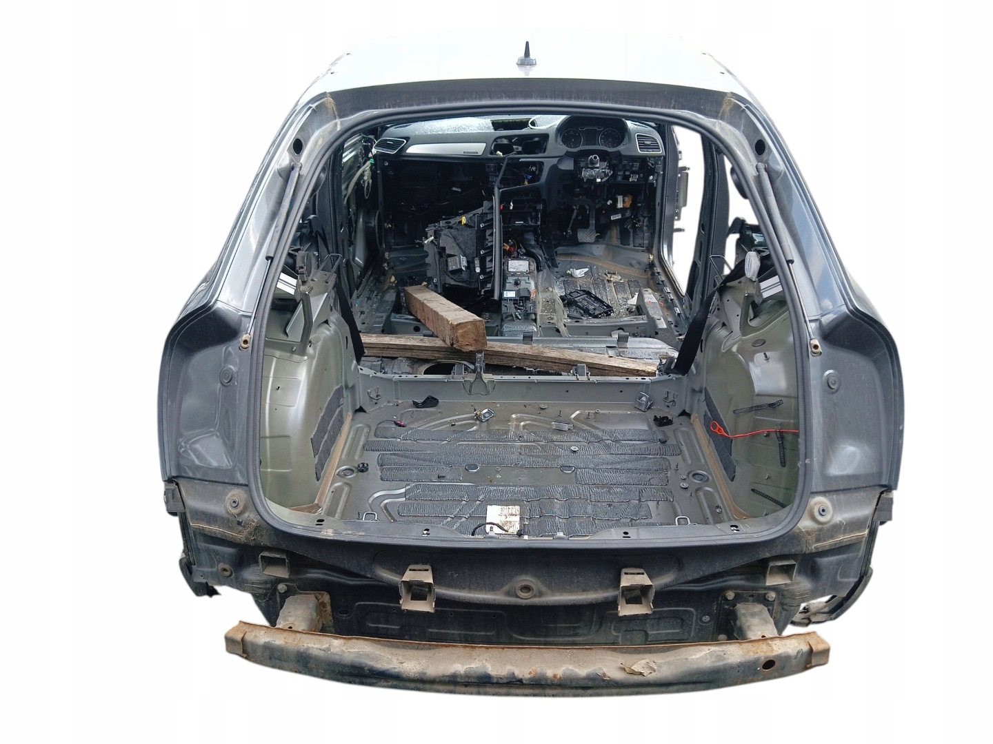 rear panel sump AUDI Q3 and 8U (2011-2014) KOD LAKIERU LZ7S