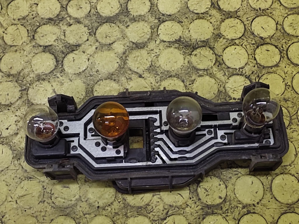 CITROEN BERLINGO and light right rear part 9657976980