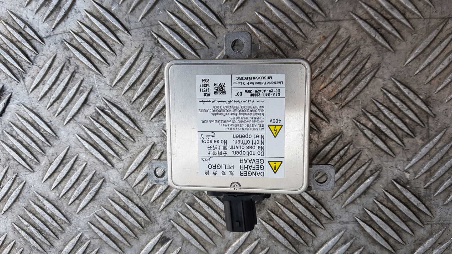 MAZDA 3 BM CX-5 control unit XENON W3T 24571