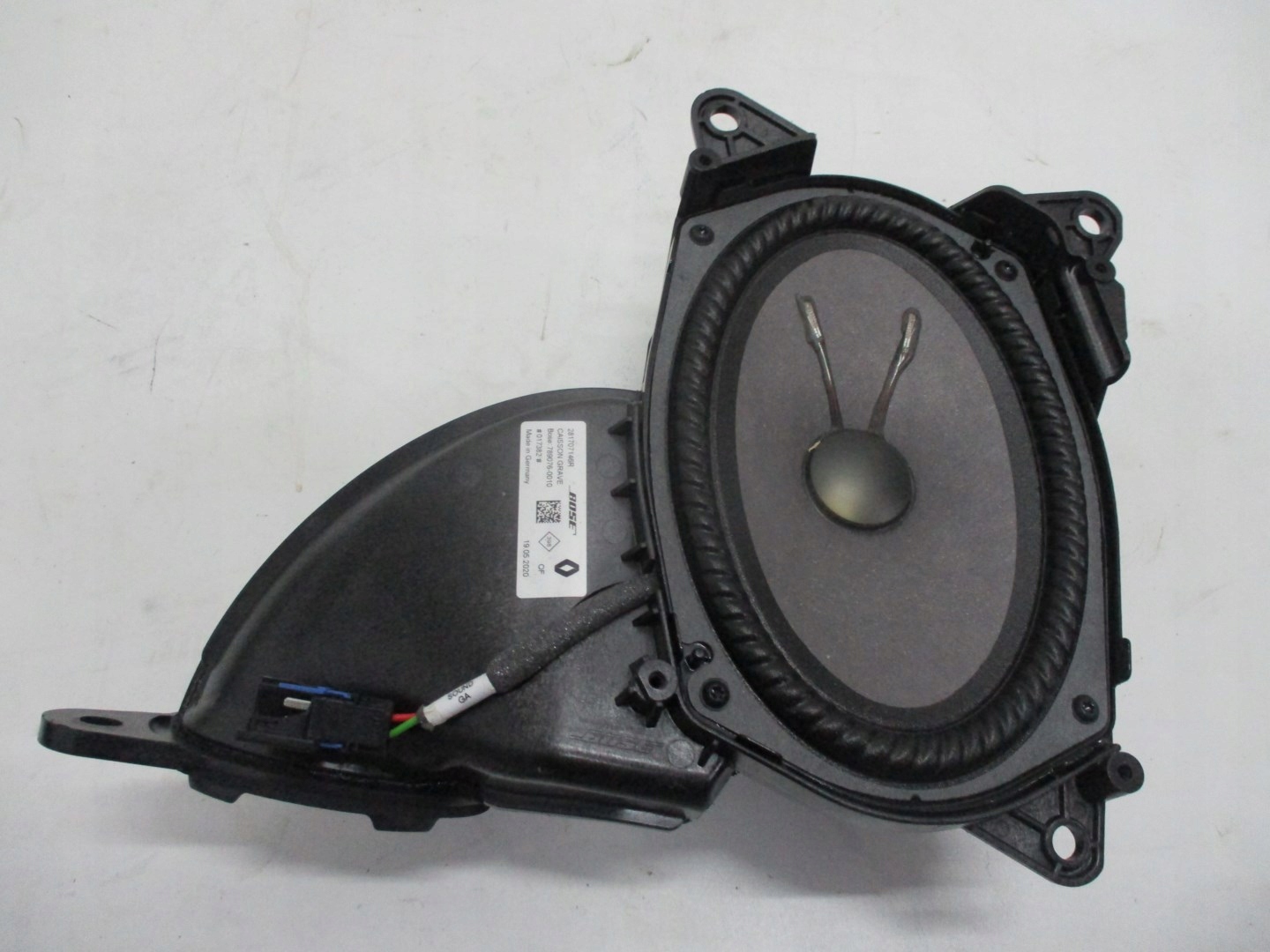 speaker SUBWOOFER RENAULT CLIO V BOSE 281707146R