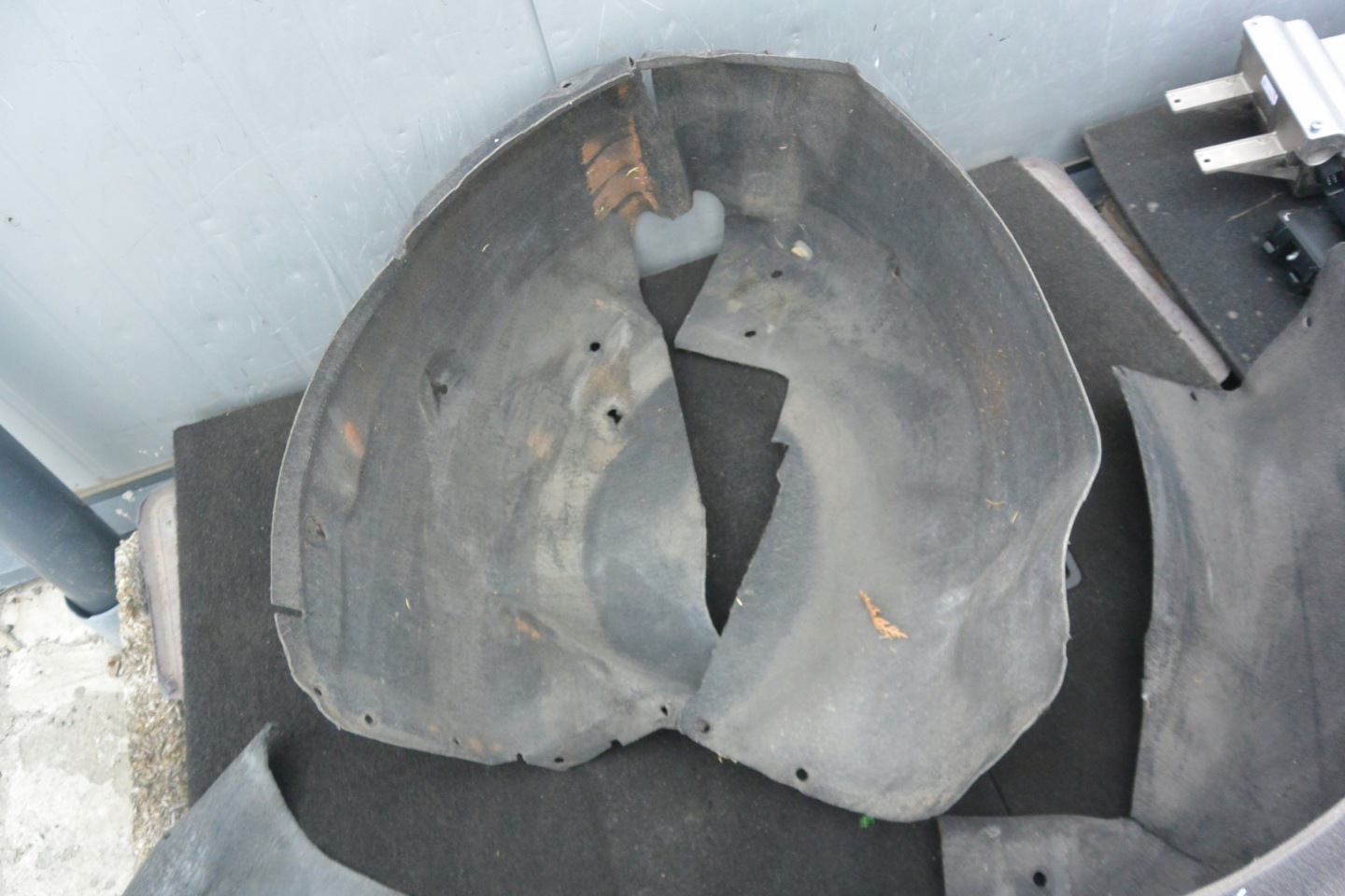 mudguard rear part right left TESLA MODEL S 12-16