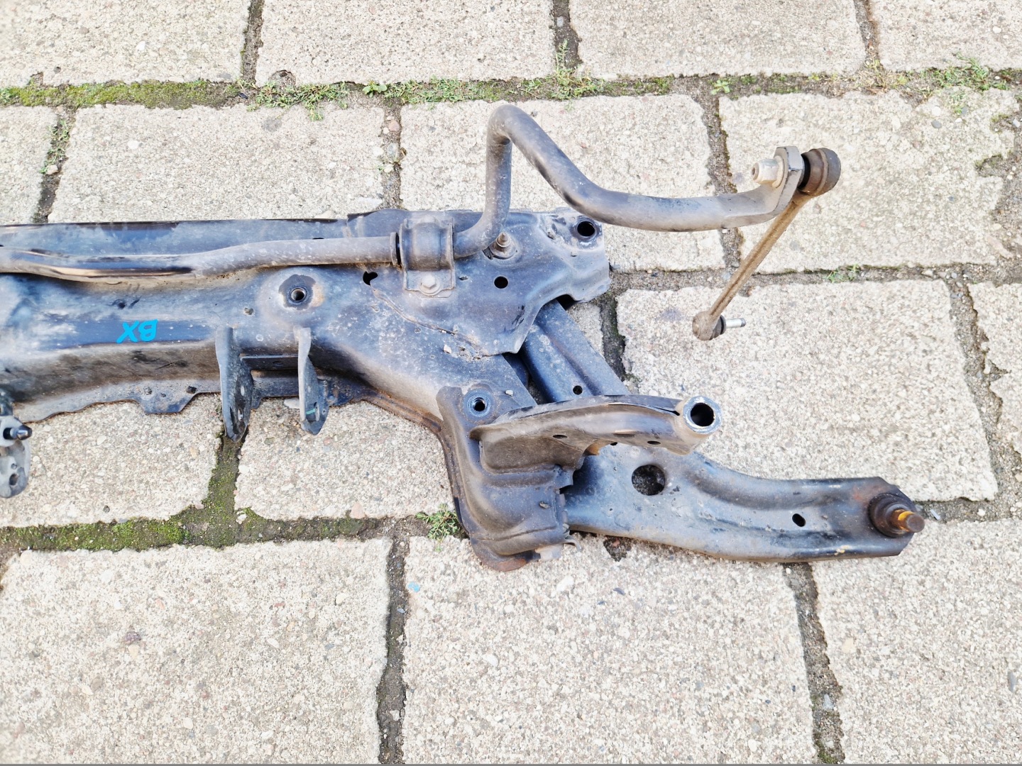 FORD B-MAX BMAX subframe axle beam of the arm sususpension front front KOMPLET