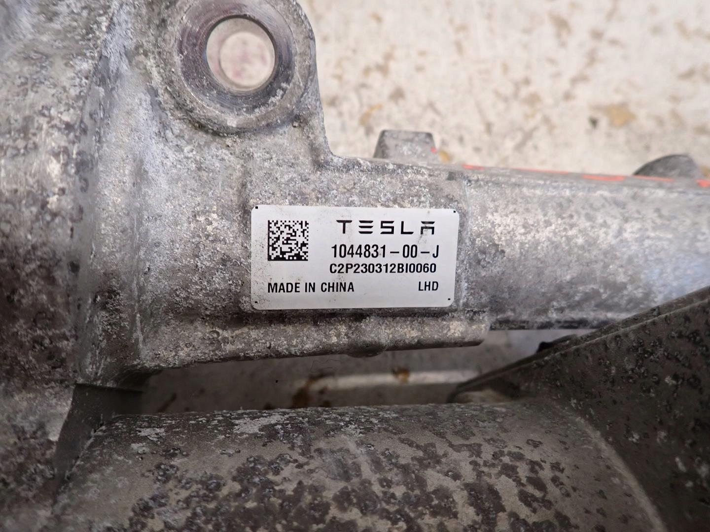 servo control TESLA 3 Y 2020- 1044831-00-J