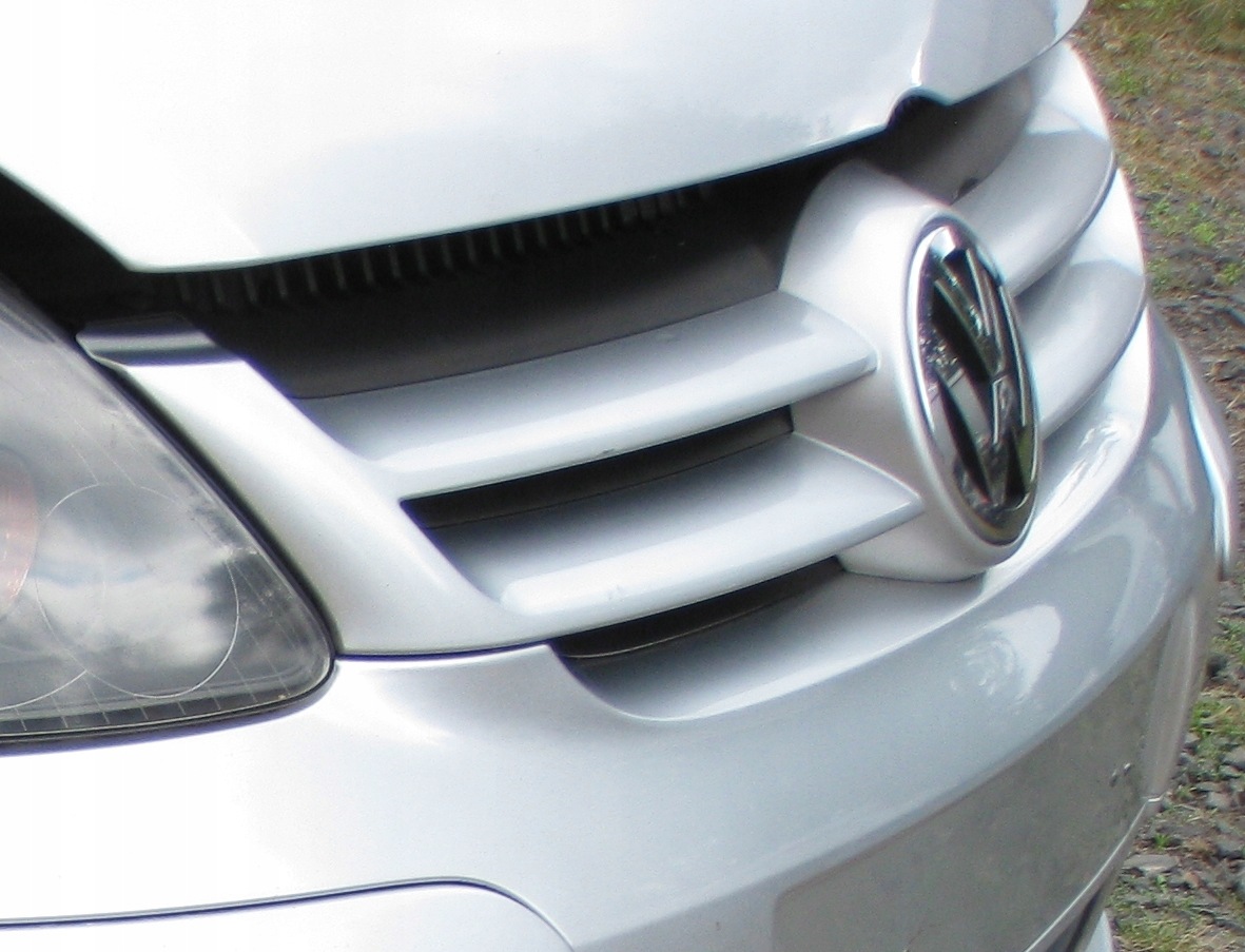 VW GOLF V plus 05R maska maska EMBLEMAT předek kol. LA7W