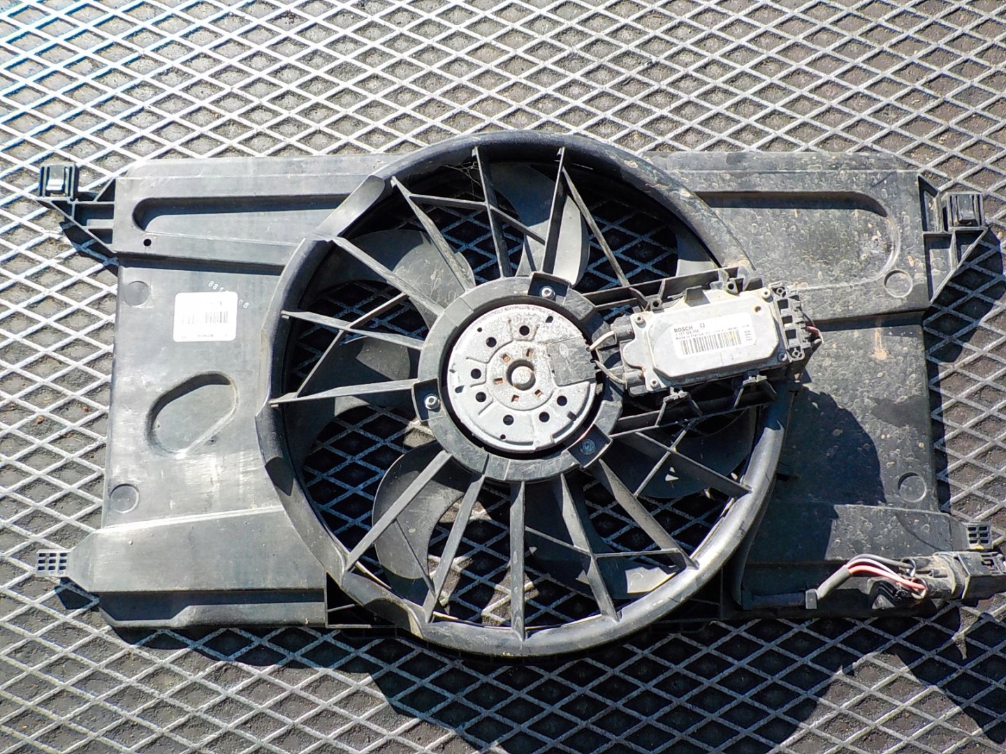VOLVO V50 1.6 D fan module radiator 1137328558