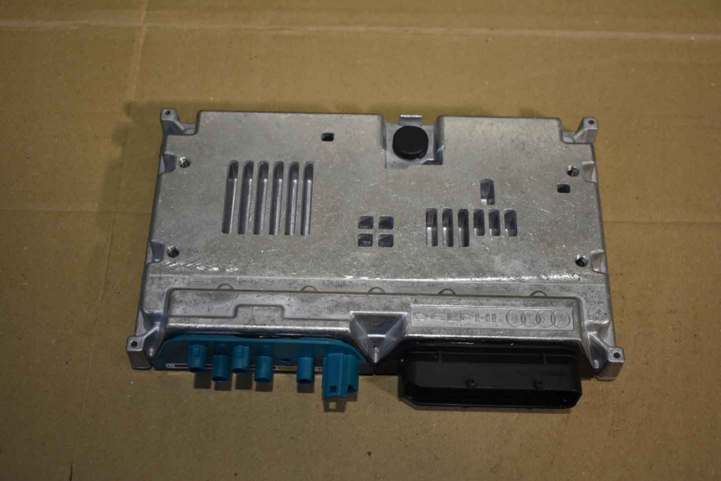 IDEALNY module control unit KAMER AUDI Q7 Q8 CAYENNE 9Y 1