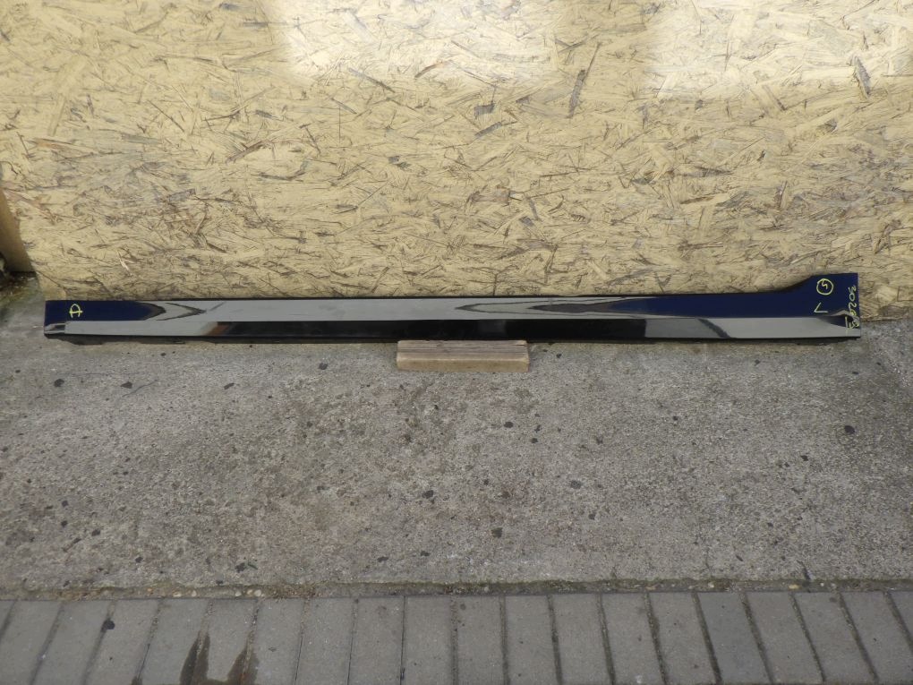 BMW 5 G30 G31 moulding threshold cap left threshold