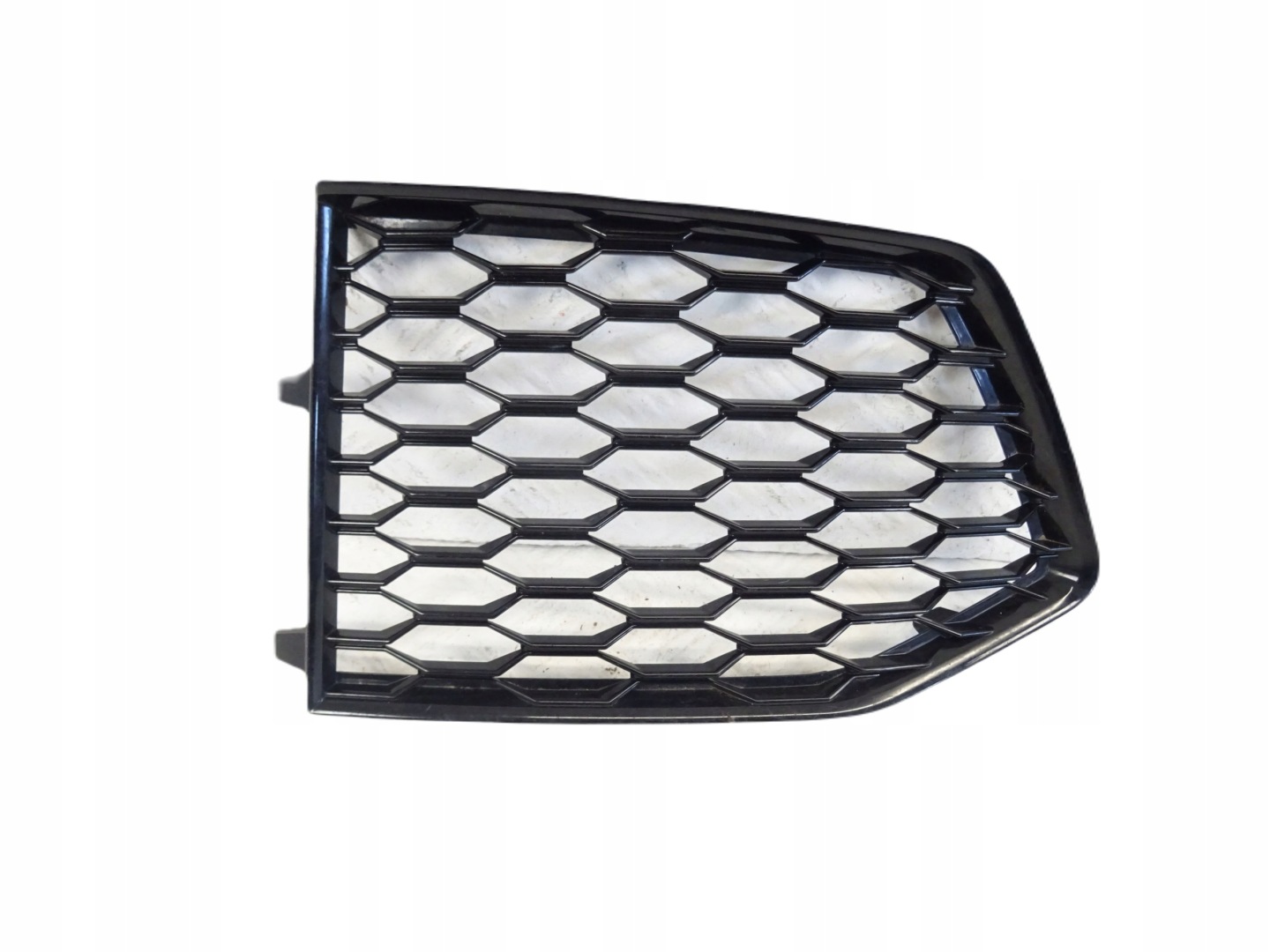 AUDI RSQ3 8U0 LIFT right grid of a bumper front front
