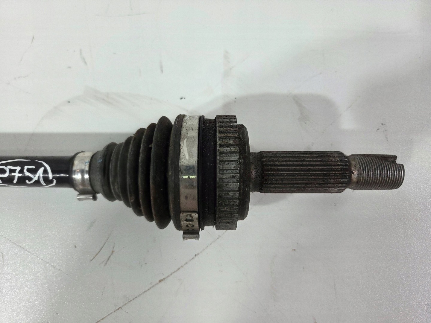 KIA Sportage QL semi-axis rear right=left 49600D7000 (P751)