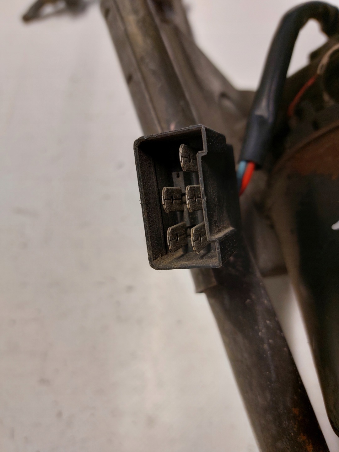 Mercedes wiper mechanism front VITO W638