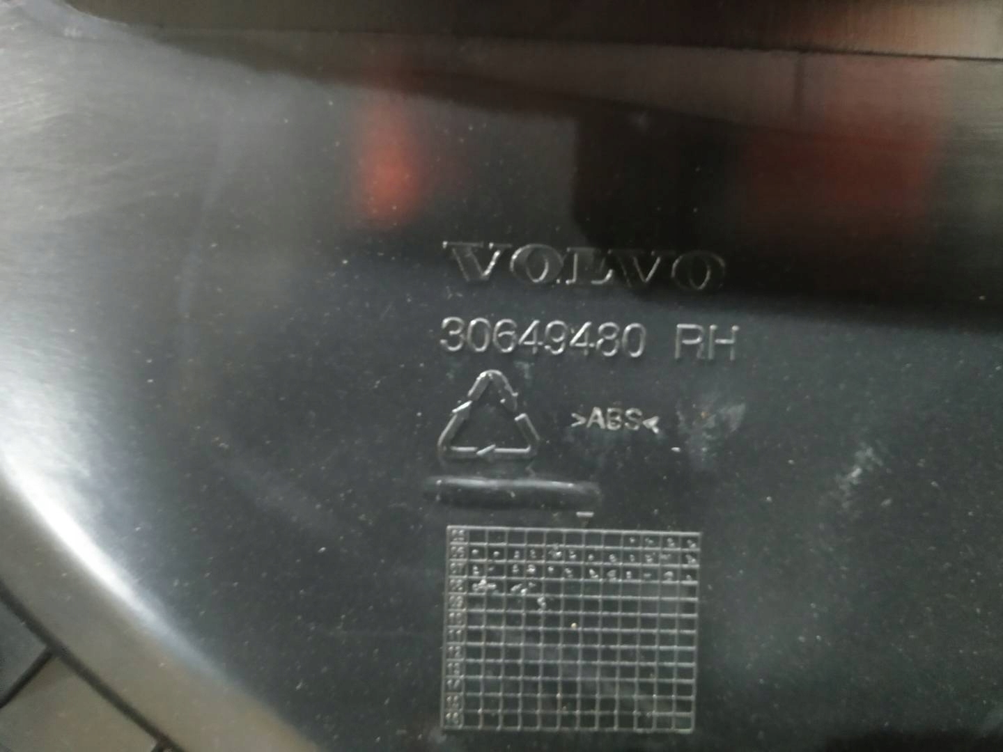 tapacír bok pravý předek spolujezdce Volvo S80 II (2006-)