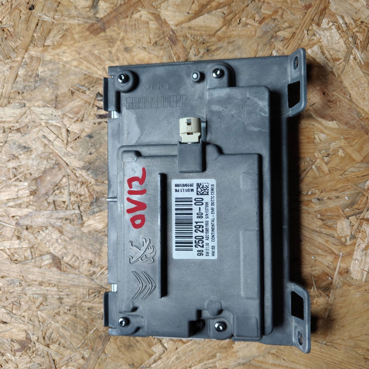 Schermo Peugeot 2008 e 9825029180