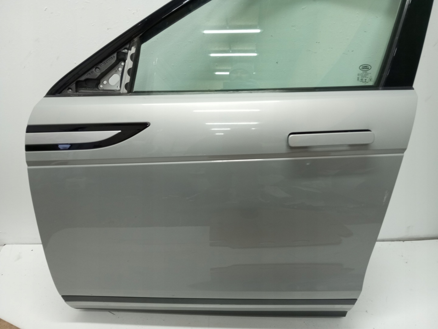 door left front RANGE ROVER EVOQUE II 19R