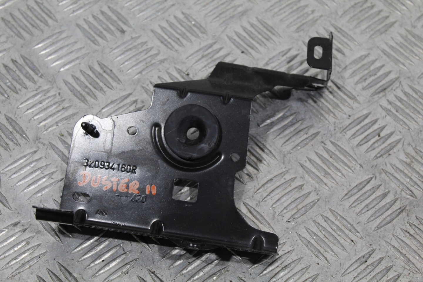 bracket holder DACIA DUSTER II 2 320934160R
