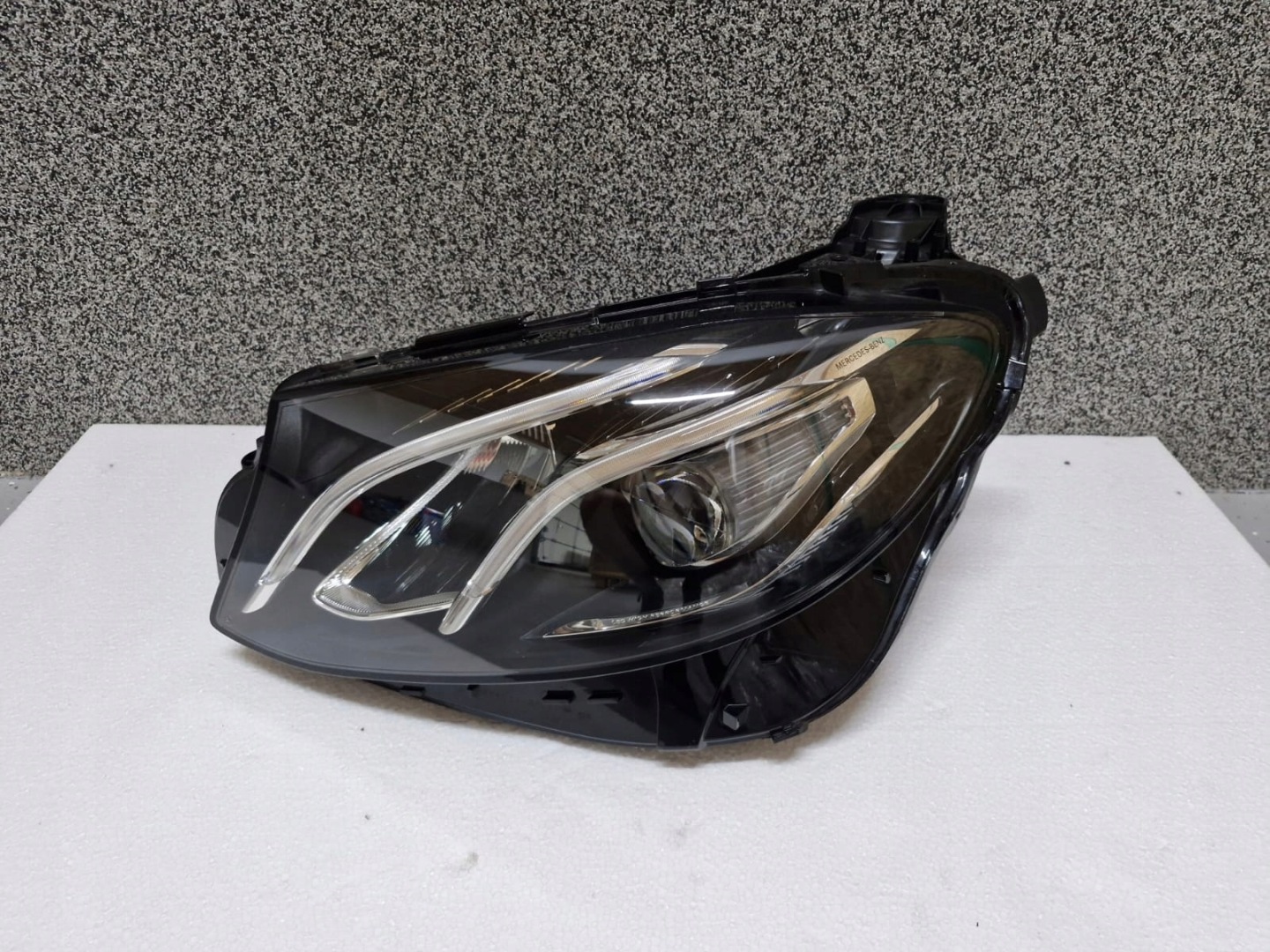 light left Mercedes E Klasa W213 FULL LED High Performance LED