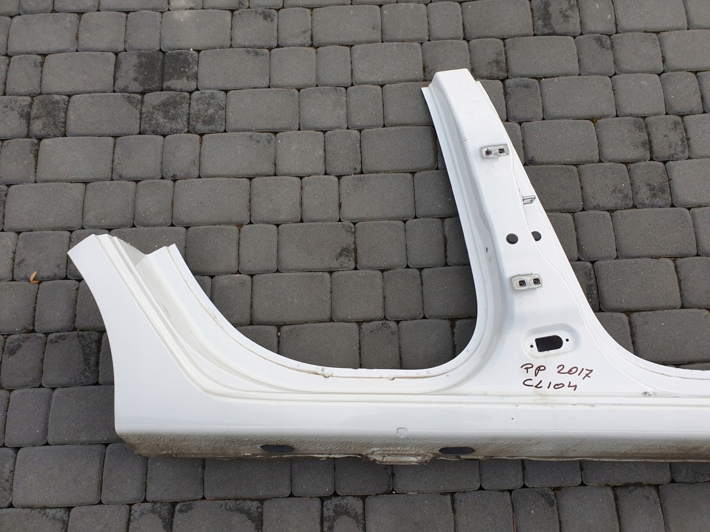 pillar DRZWIOWY threshold RENAULT CLIO 4 IV 2013- right