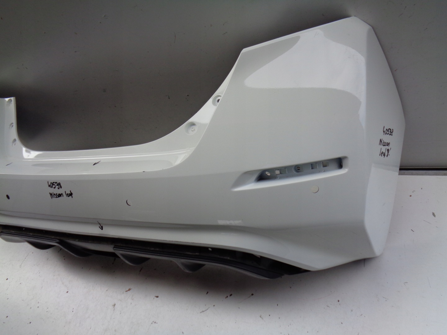 bumper rear NISSAN LEAF II 17- NR 40538