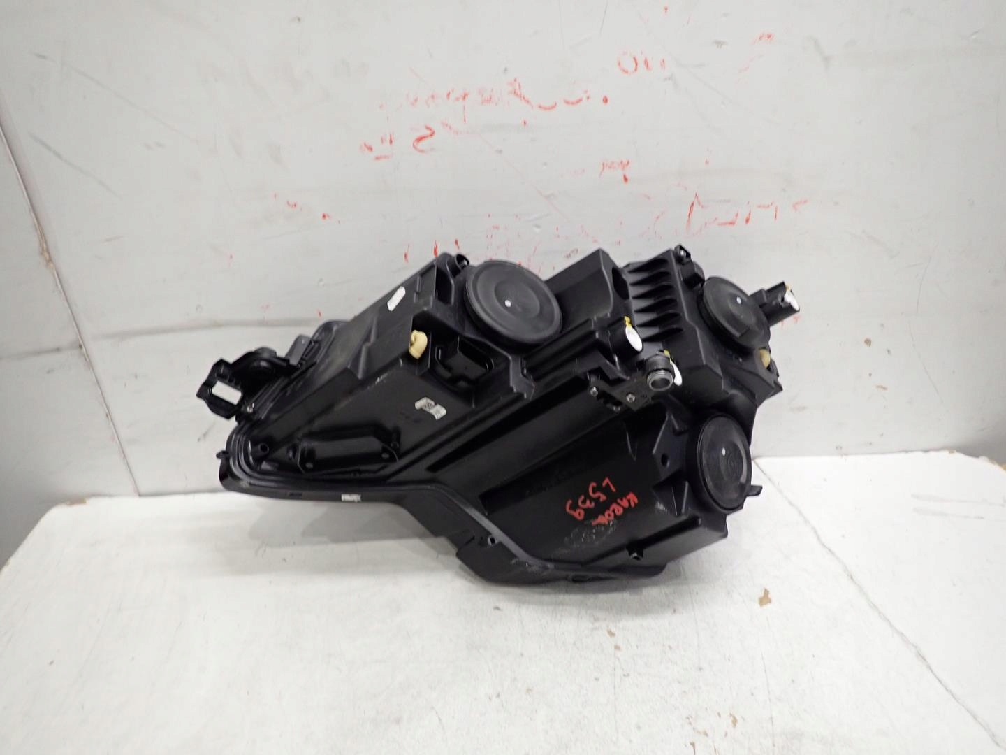 light front front right SKODA KAROQ 2018- 57B941016A