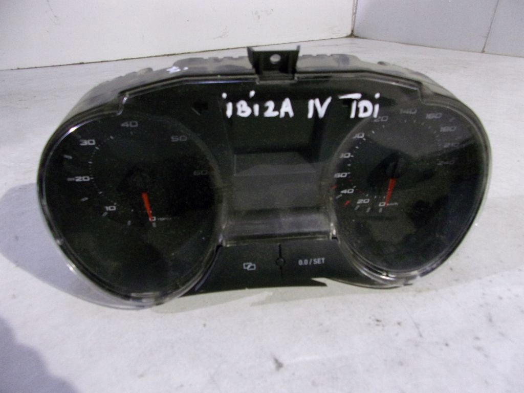 Seat Ibiza IV 08 dials dials 1.9 tdi 6J0920800L
