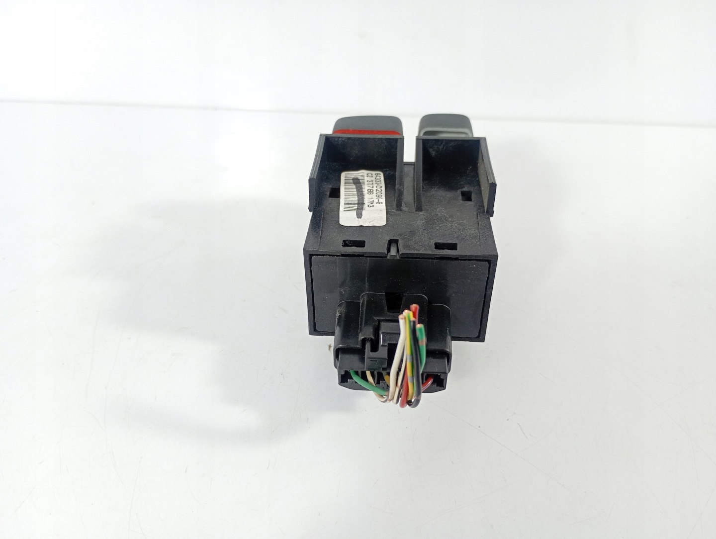 Corolla E12 9 02-06 PANEL regulation PRZYCISKI WLACZNIKI OE 8433202090