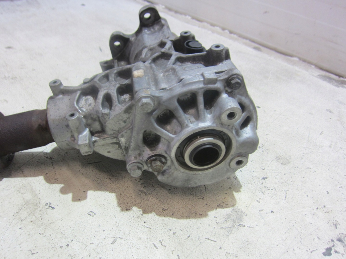 VOLVO XC90 II XC 90 2.0 T6 AWD REDUKTOR gearboxes diff differential front 31492030