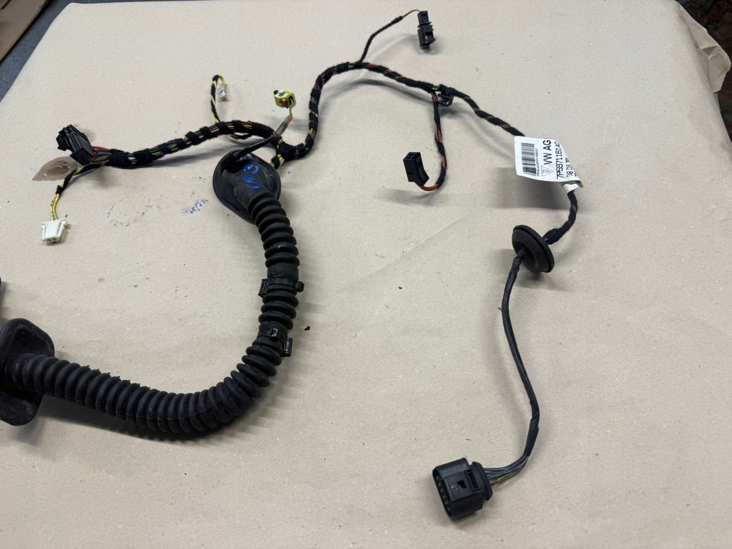 PORSCHE CAYENNE II 7P 92A wiring bundle door left front 7P5971161AQ