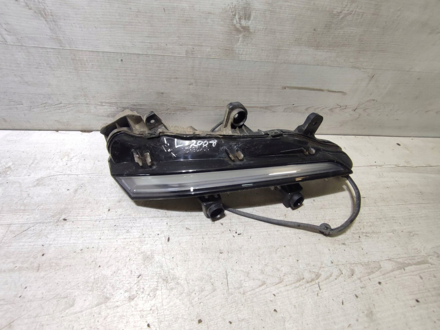 Peugeot 2008 II 2020 left side light LED do running daytime