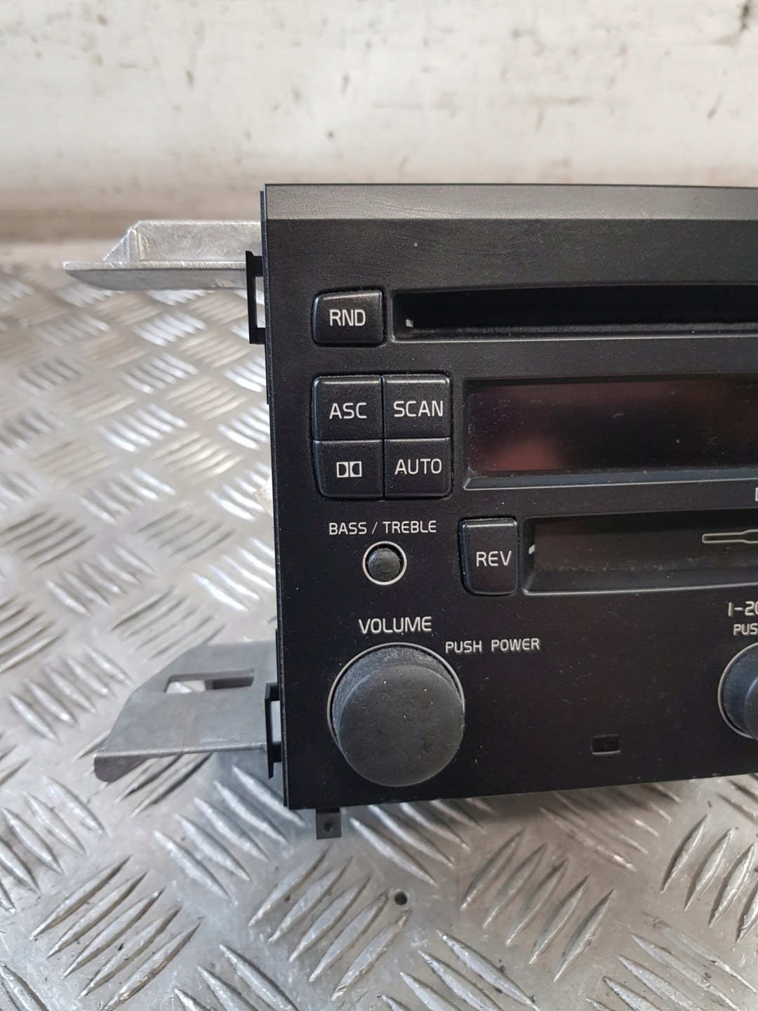 RADIO 30657700 VOLVO S60 e 04R