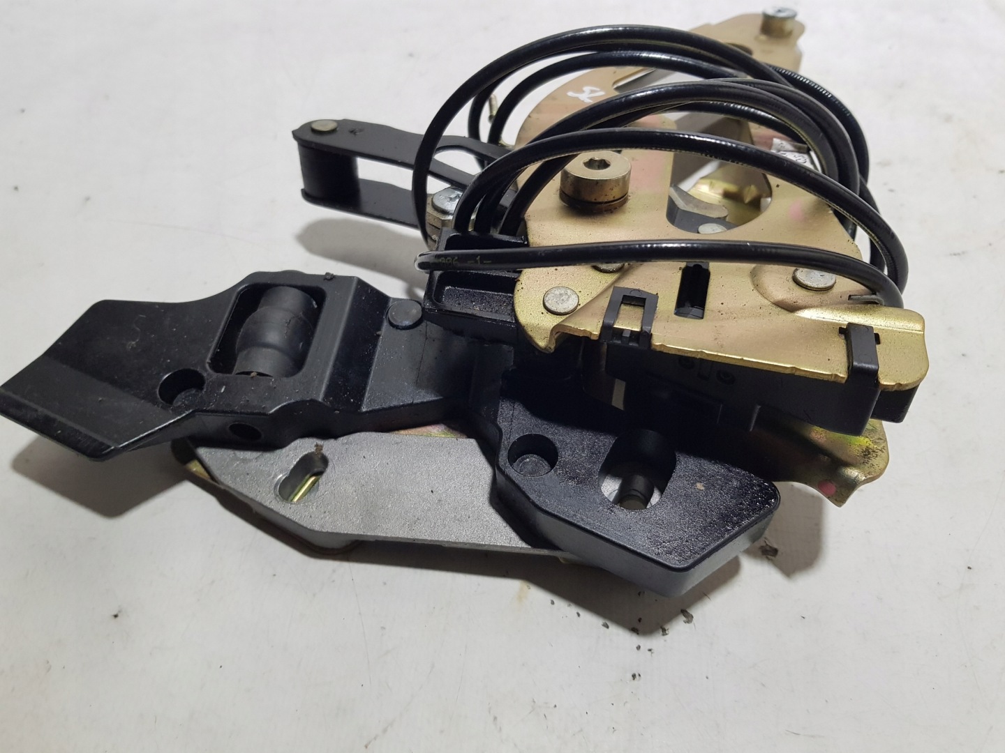 MERCEDES SL R230 damper roofs left A2307901171