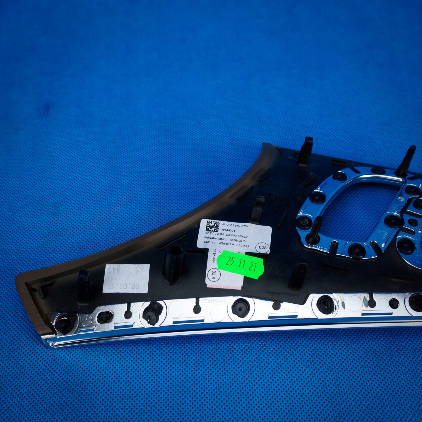 moulding dekor door front right Audi A7 S7 RS7 4G8 4G8867410BL KB4