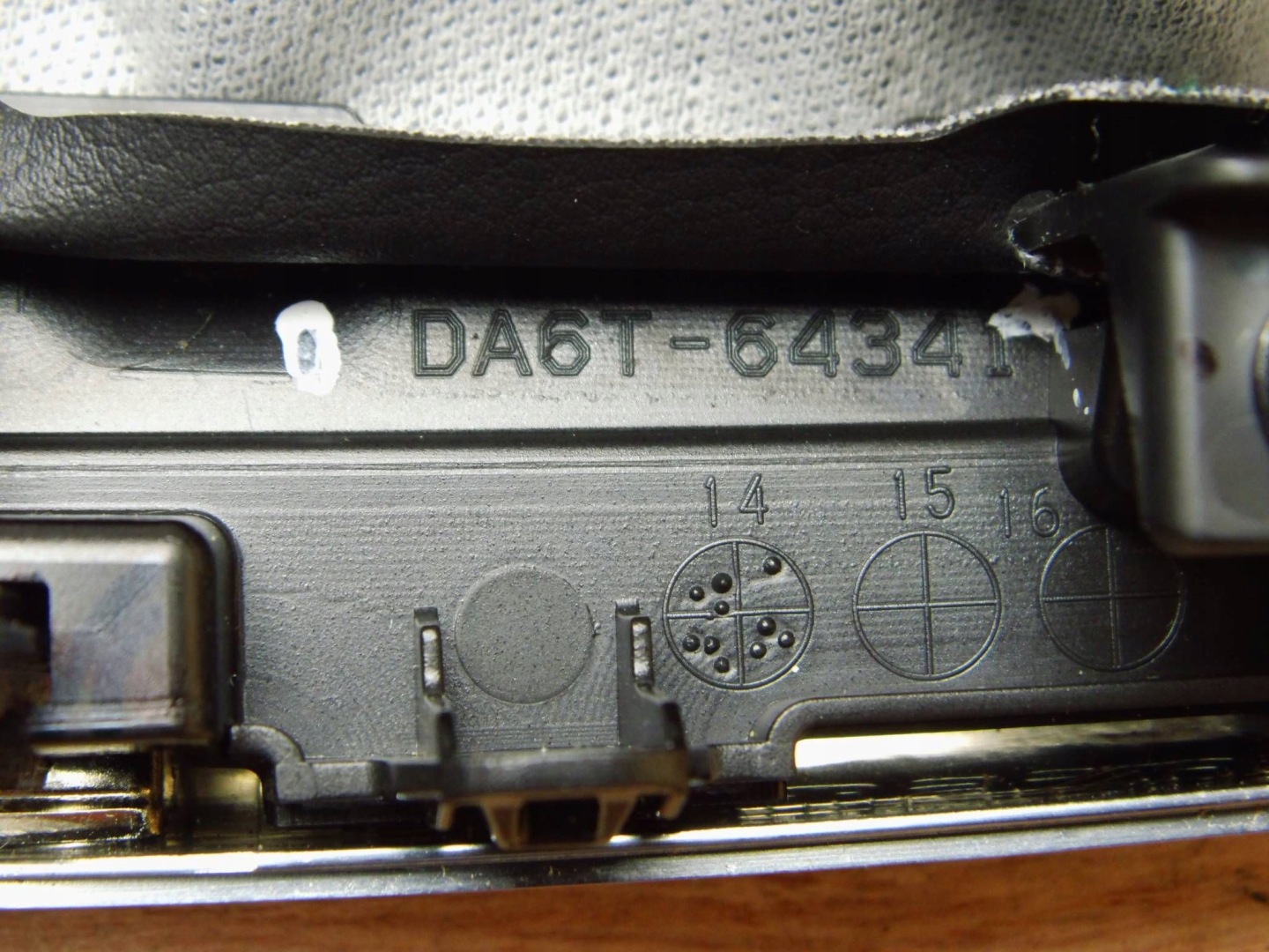 Mazda CX-3 CX3 frame sleeve drazka changes of the gear DA6T-64341