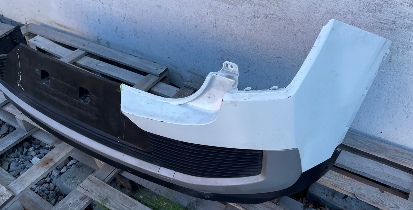 FORD EXPLORER EV 2023 - bumper rear part rear PDC