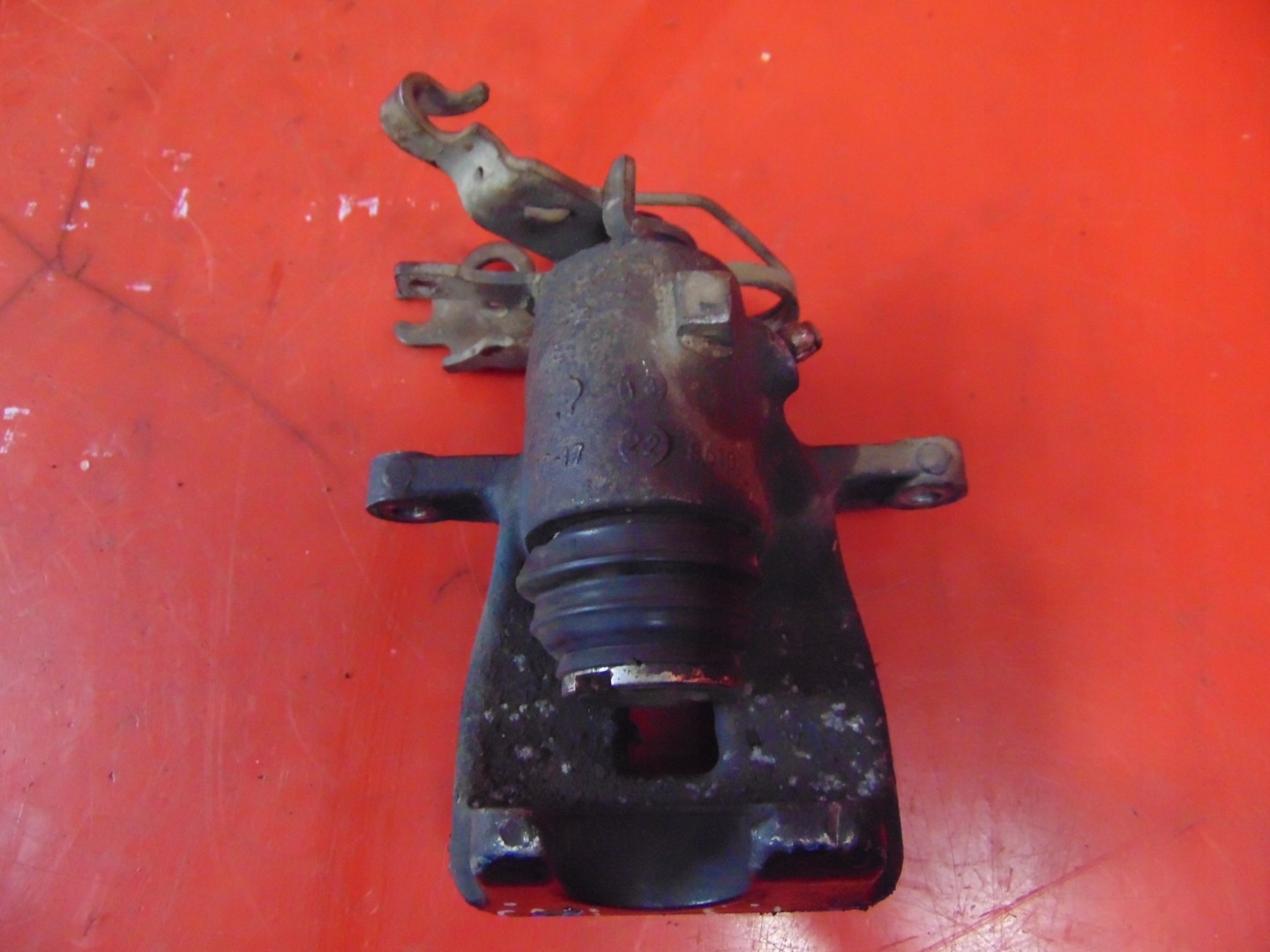 VW CADDY III 2KZ 03- caliper brake right rear part
