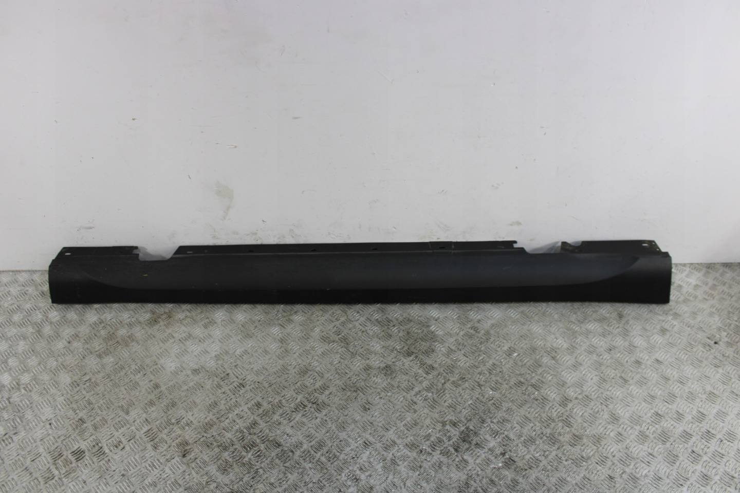 cap threshold threshold right BMW X1 E84 LIFT LCI 2990170